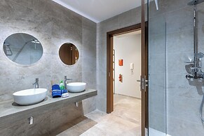 B8 Suite Palm Rsd - 2mn From sea