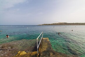 B8 Suite Palm Rsd - 2mn From sea