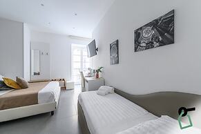 HOTIDAY Room Collection - Napoli Duomo