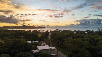 Suite 4 - Sloth Pool&Beach 3 BR Condo