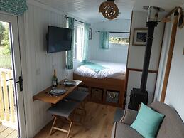 Dalnoid Cottages & Treehouses