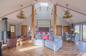 Dalnoid Cottages & Treehouses