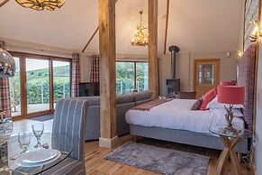 Dalnoid Cottages & Treehouses