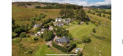 Dalnoid Cottages & Treehouses