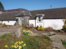 Dalnoid Cottages & Treehouses