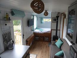 Dalnoid Cottages & Treehouses