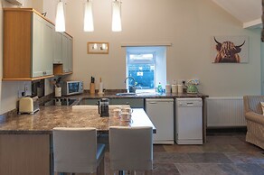 Dalnoid Cottages & Treehouses