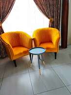 GEORGE B BOUTIQUE LODGE