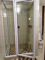 GEORGE B BOUTIQUE LODGE