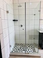 GEORGE B BOUTIQUE LODGE