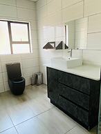 GEORGE B BOUTIQUE LODGE