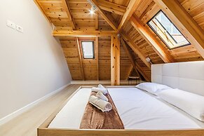 Authentic Villa Apartment