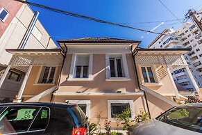 Authentic Villa Apartment