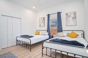 Feel Chill and Enjoy 4BR 3BA Near Fun Riverwalk