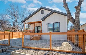 Feel Chill and Enjoy 4BR 3BA Near Fun Riverwalk