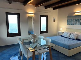 Stunning Tower, With Infinity Pool in Sicily