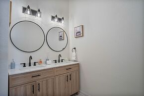 Create Memories 4BR 3BA Near Riverwalk Downtown