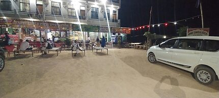 Baba Ramdev Hotel And Restaurant