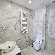 Ares Beachfront Luxury Rooms