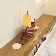 Ares Beachfront Luxury Rooms