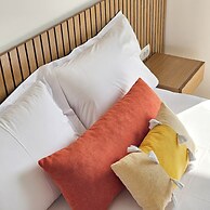 Ares Beachfront Luxury Rooms