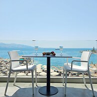 Ares Beachfront Luxury Rooms