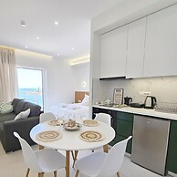 Ares Beachfront Luxury Rooms