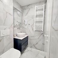 Ares Beachfront Luxury Rooms