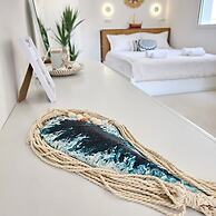 Ares Beachfront Luxury Rooms