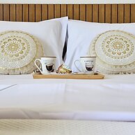 Ares Beachfront Luxury Rooms