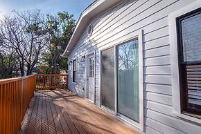 Stylish Spacious Comfort 4BR 3BA Downtown Gem