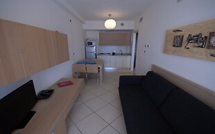 Seaside Escape Apartment With Pool View