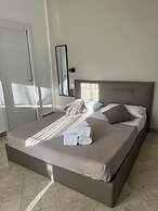 Leone Suite View & Restaurant