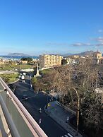 Leone Suite View & Restaurant