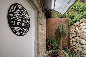 YourHome - Aury House