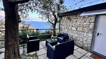 YourHome - Aury House