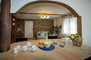 YourHome - Aury House