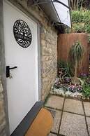 YourHome - Aury House