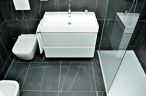 Charming Apartment With Sea-view Terrace