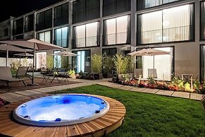 Mónaco Suites & Garden