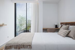 Mónaco Suites & Garden