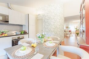 Cecilia House in Lucca