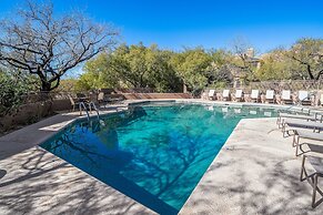 Gorgeous Mountain City Views Pools Hot Tubs