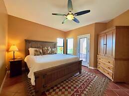 Gorgeous Mountain City Views Pools Hot Tubs