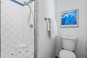 Gorgeous Mountain City Views Pools Hot Tubs