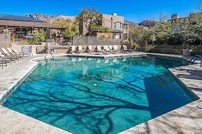 Gorgeous Mountain City Views Pools Hot Tubs