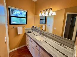 Gorgeous Mountain City Views Pools Hot Tubs