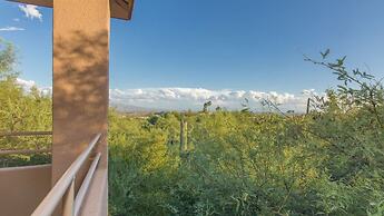 Gorgeous Mountain City Views Pools Hot Tubs