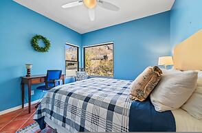 Gorgeous Mountain City Views Pools Hot Tubs