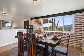 Panoramic Mountain Views Heated Pool 2 Kitchens